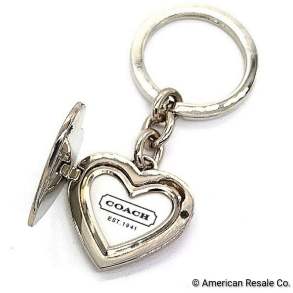 *READ* Vintage COACH Pink Enamel Heart Locket Keychain Fob Purse Charm - Picture 6 of 10